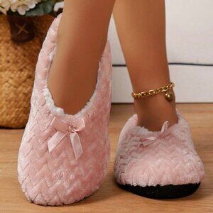 Pink Embroidered Couple Slippers, Quiet Fabric Soft W Size 9/9.5 New